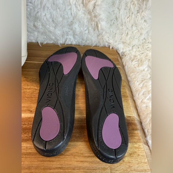 Vionic Kensley women’s  loafer size 8.5 - Picture 13 of 14